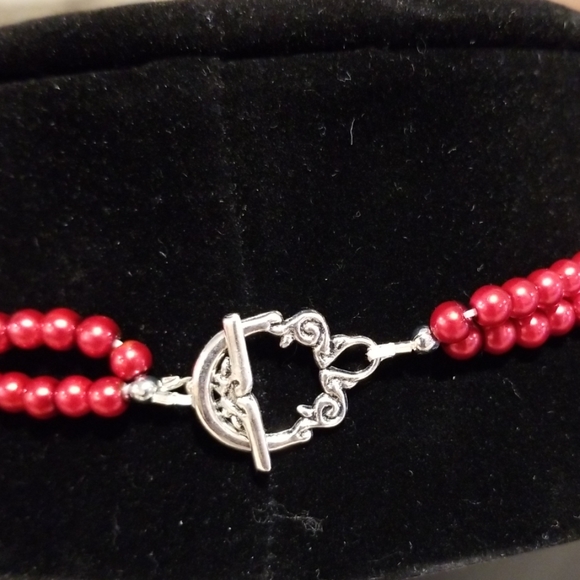 Six Petal Flower Choker Necklace - Picture 6 of 7